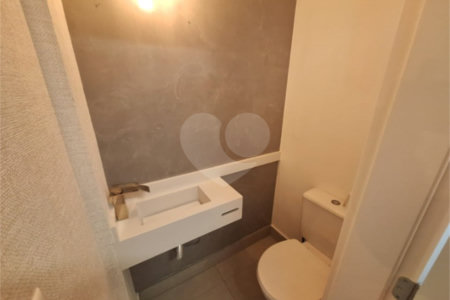 Apartamento à venda com 2 quartos em Vila Uberabinha, São Paulo, SP