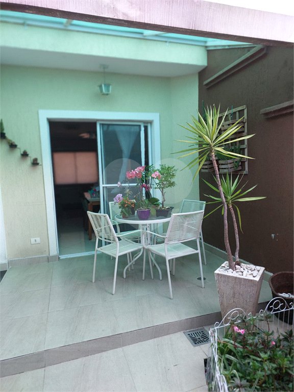 Casa à venda com 3 quartos, sendo 1 suíte, no condomínio Algarve Residencial, São Paulo - SP