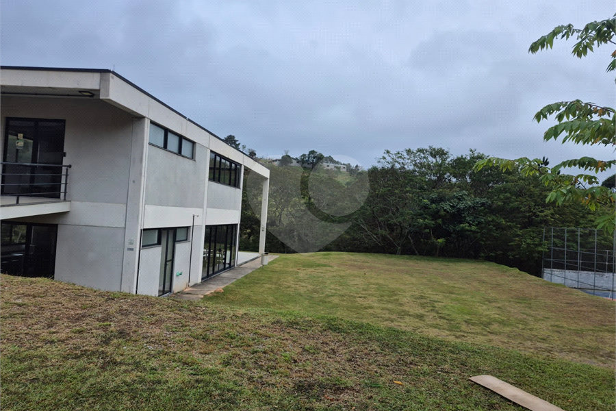 Casa à venda com 4 suítes no condomínio Reserva da Serra, Mairiporã - SP