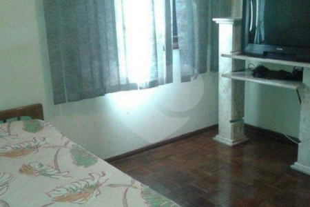 Casa Térrea à venda com 4 quartos em Vila Mazzei, São Paulo, SP