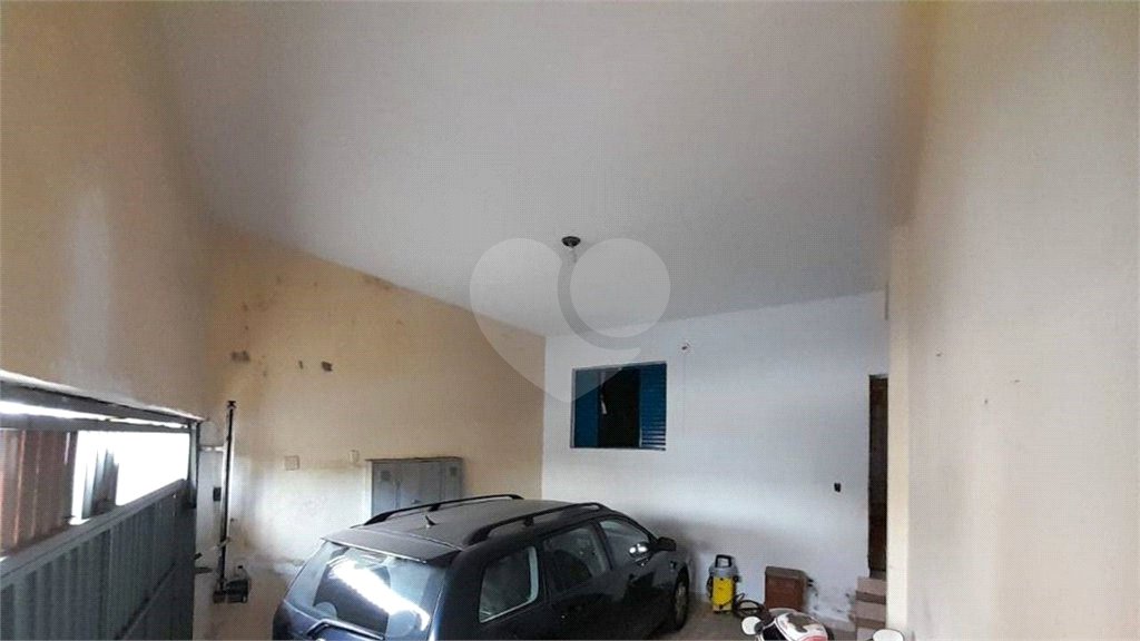 Sobrado à venda com 4 quartos em Vila Firmiano Pinto, São Paulo, SP