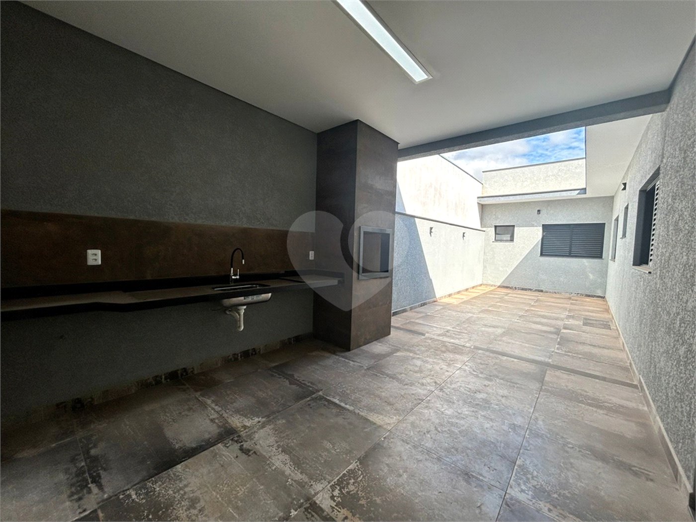 Casa à venda com 3 quartos, sendo 1 suíte, no condomínio Villagio Wanel, Sorocaba - SP