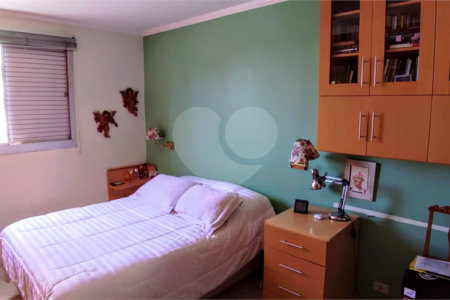 Apartamento à venda com 3 quartos, sendo 1 suíte, em Vila Paulicéia, São Paulo, SP