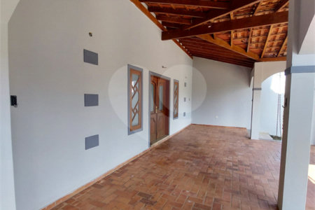 Casa à venda com 4 suítes no condomínio Monte Belo, Salto - SP