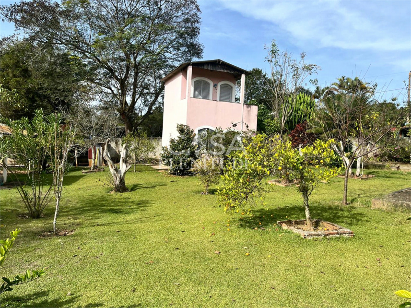 Chácara à venda com 3 suítes em Inhayba, Sorocaba, SP