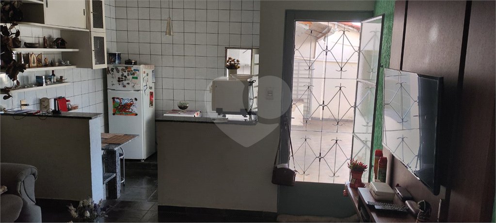 Casa à venda com 4 quartos, sendo 1 suíte, em Jardim do Estádio, Itu, SP