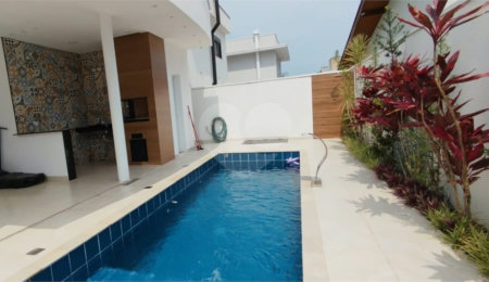 Casa à venda com 3 suítes no condomínio Bella Cittá - Villaggio II, Mogi das Cruzes - SP