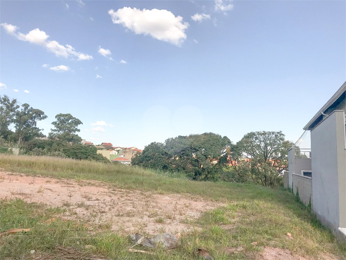 Terreno à venda em Fazenda Santana, Valinhos, SP