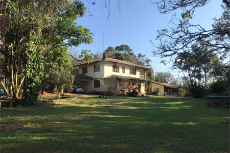 Sítio à venda com 6 quartos, sendo 1 suíte, em Sítio Santa Terezinha, Salto, SP