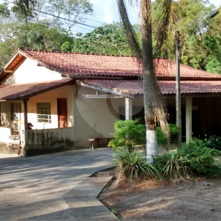 Sítio à venda com 2 quartos em Mogi das Cruzes, SP