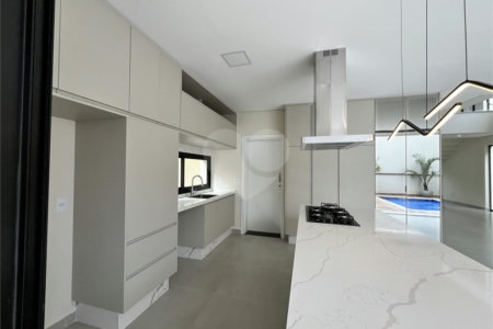 Casa à venda com 4 suítes no condomínio Mont Blanc, Sorocaba - SP
