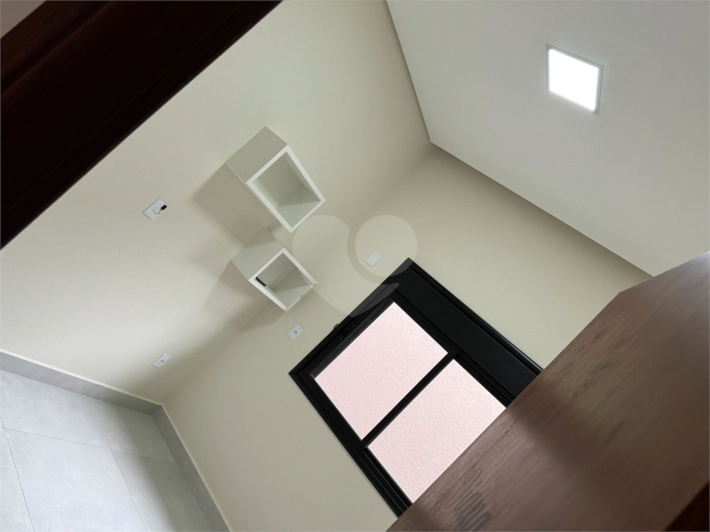 Casa à venda com 3 quartos, sendo 1 suíte, no condomínio Vila Ytu, Indaiatuba - SP