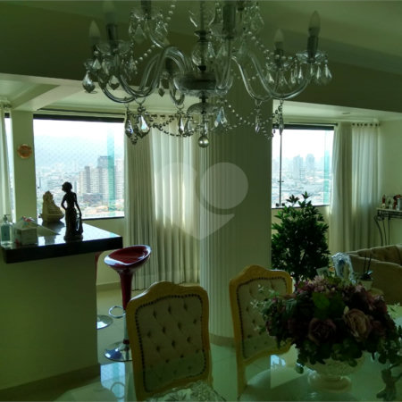 Apartamento à venda com 3 quartos, sendo 1 suíte,  em Vila Vitória, Mogi das Cruzes, SP