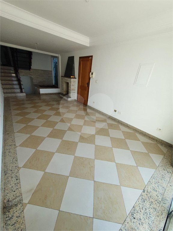 Sobrado à venda com 4 quartos, sendo 2 suítes,  em Santana, São Paulo, SP