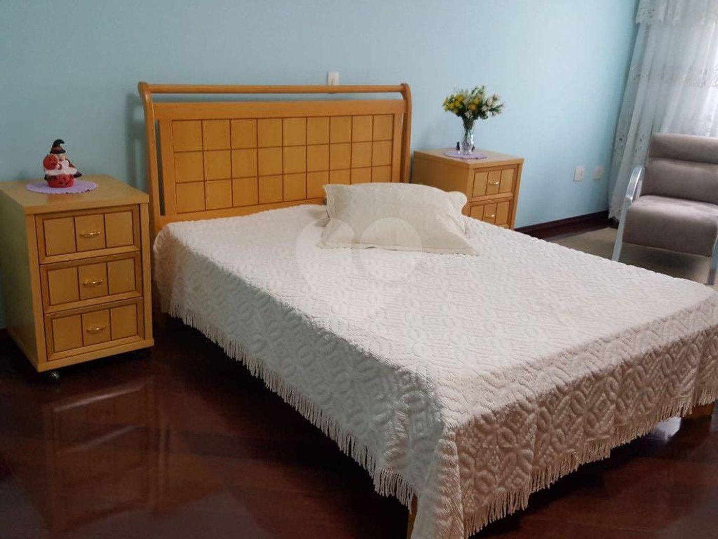 Casa à venda com 3 suítes no condomínio Village, São Paulo - SP
