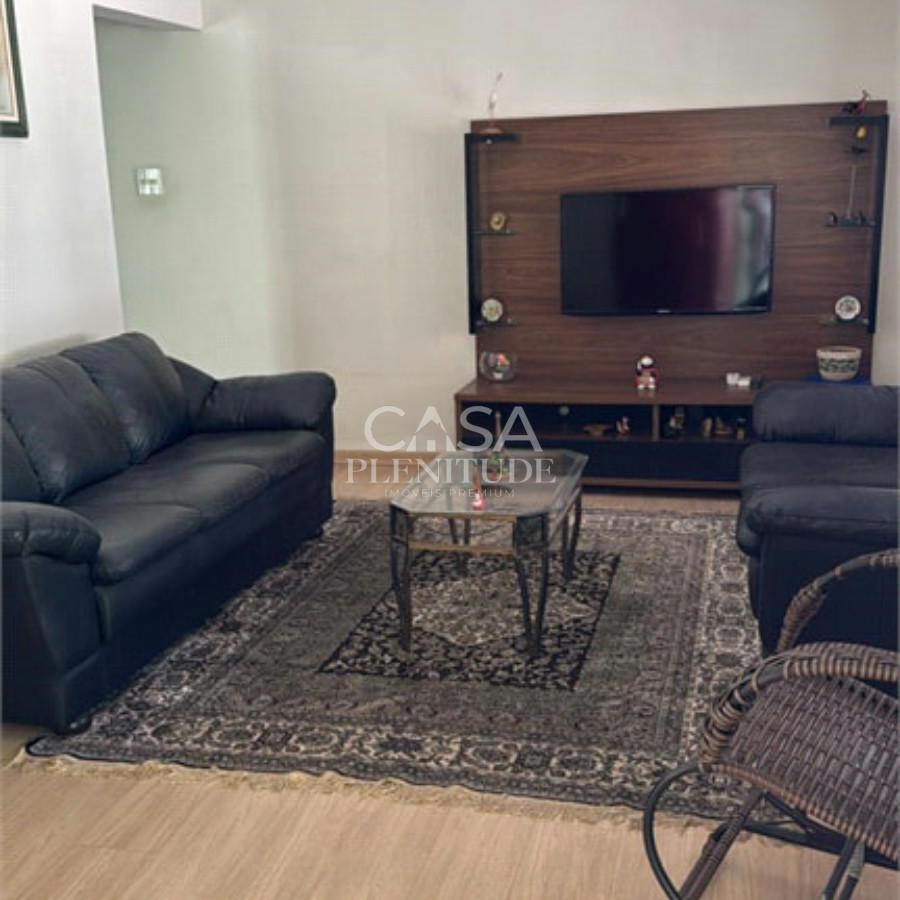 Sobrado à venda com 3 quartos, sendo 2 suítes, em Jardim Simus, Sorocaba, SP