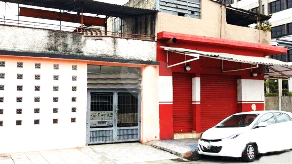 Casa à venda com 10 quartos em Vila Guilherme, São Paulo, SP