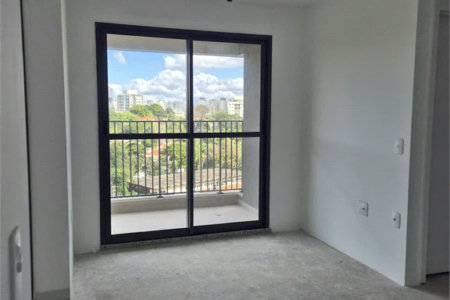 Apartamento à venda com 3 quartos, sendo 1 suíte, em Vila Anastácio, São Paulo, SP