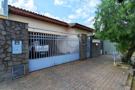 Casa à venda com 6 quartos, sendo 2 suítes, no Centro, Itapetininga, SP