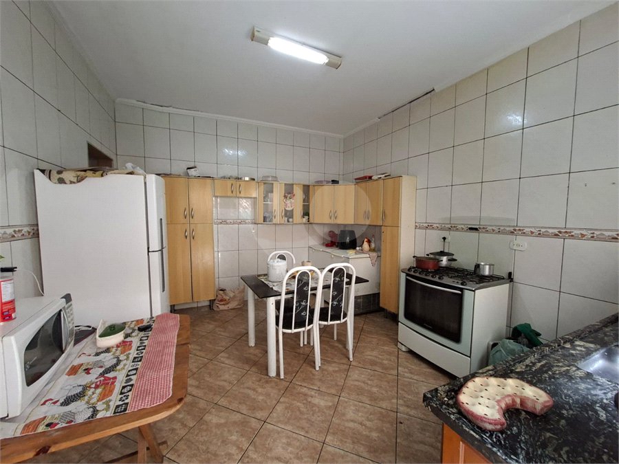 Casa à venda com 4 quartos, sendo 1 suíte,  em Vila Santa Maria, Guarulhos, SP
