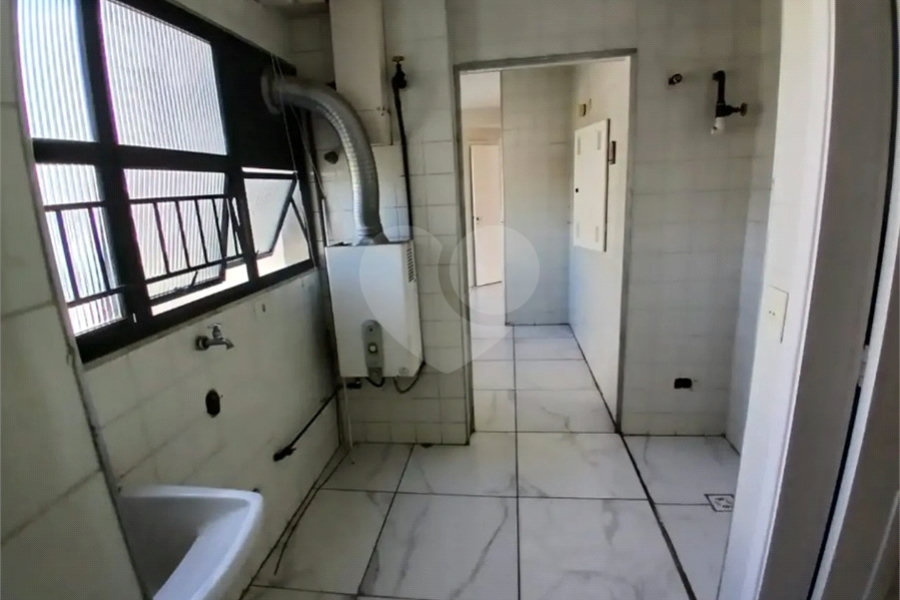 Apartamento à venda com 3 quartos, sendo 1 suíte, em Jardim Sul, São Paulo, SP