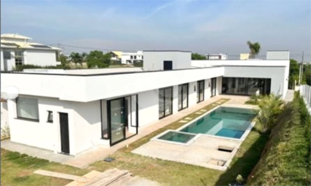 Casa à venda com 4 suítes no condomínio Fazenda Kurumin, Itu - SP
