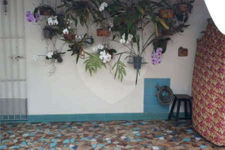 Casa à venda com 2 quartos, sendo 1 suíte,  em Vila Anastácio, São Paulo, SP