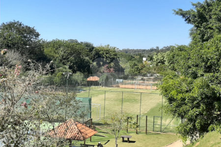 Casa à venda com 3 suítes no condomínio Villaggio Capriccio, Louveira - SP