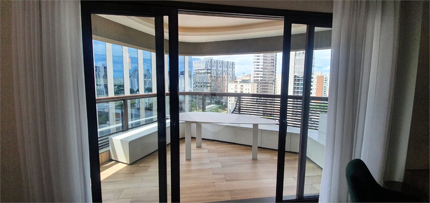 Apartamento à venda com 1 suíte em Vila Olímpia, São Paulo, SP