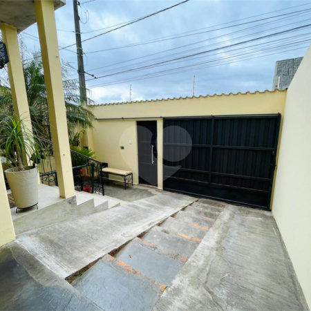 Casa à venda com 2 quartos, sendo 1 suíte, em Vila Olímpia, Sorocaba, SP