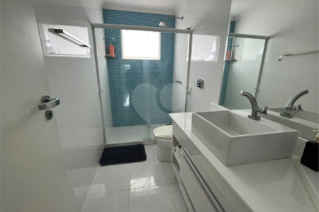Casa à venda com 3 quartos, sendo 1 suíte, no condomínio Golden Village, Rio de Janeiro - RJ
