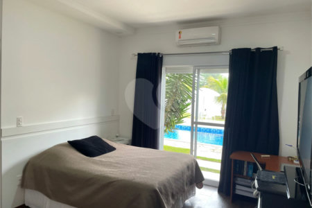 Casa à venda com 3 suítes no condomínio Village Ipanema I, Araçoiaba da Serra - SP