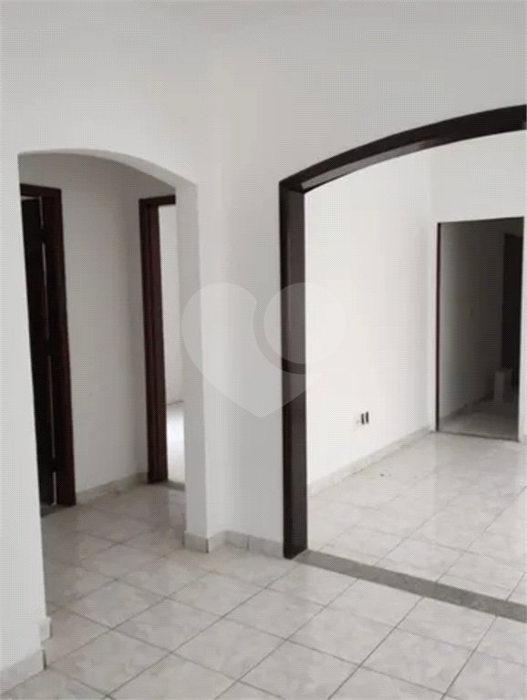 Casa à venda com 3 quartos, sendo 1 suíte,  no Centro, São José dos Campos, SP