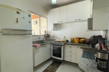 Casa à venda com 3 quartos, sendo 1 suíte,  no condomínio Montpellier, Mogi das Cruzes - SP
