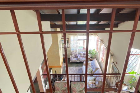 Casa à venda com 3 quartos, sendo 1 suíte, com vista deslumbrante em Recreio Maristela, Atibaia