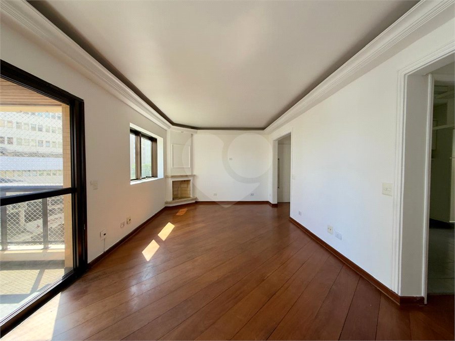 Apartamento à venda com 4 quartos, sendo 2 suítes, em Santana, São Paulo, SP