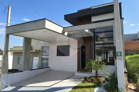 Casa à venda com 3 quartos, sendo 1 suíte,  no condomínio Horto Florestal Villagio, Sorocaba - SP