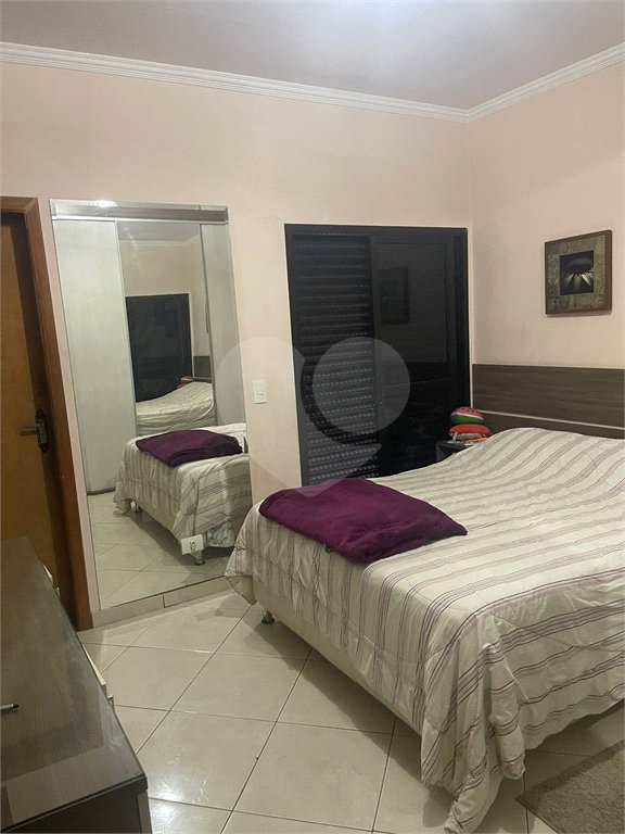 Casa à venda com 3 quartos, sendo 1 suíte, em Vila Leonor, São Paulo, SP