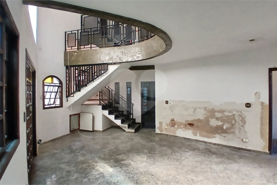 Sobrado à venda com 4 quartos, sendo 1 suíte, em Santana, São Paulo, SP