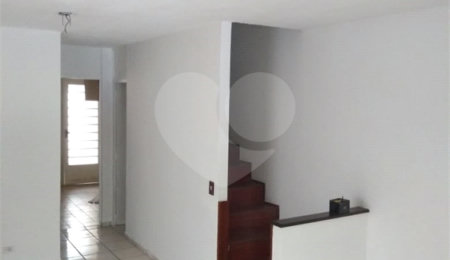 Sobrado à venda com 2 quartos em Conjunto Residencial Vista Verde, São Paulo, SP