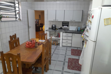 Sobrado à venda com 3 quartos, sendo 1 suíte, em Jardim Caravelas, São Paulo, SP