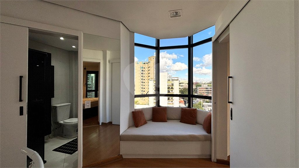 Cobertura duplex com 90 m², perfeita para quem busca conforto, privacidade e uma excelente localização.