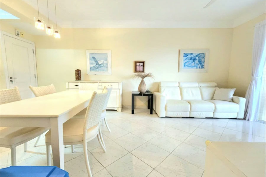 Apartamento à venda com 3 quartos, sendo 1 suíte, em Riviera de São Lourenço, Bertioga, SP