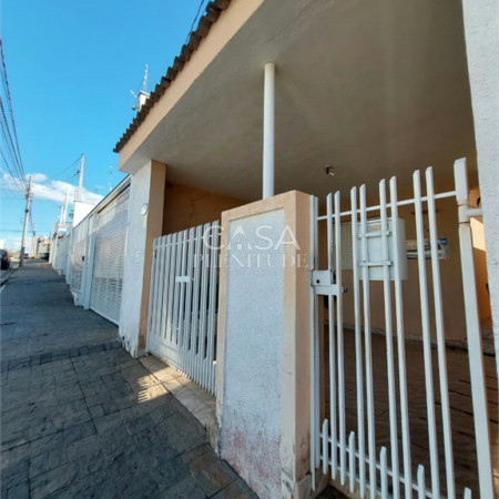 Casa Térrea à venda com 3 quartos em Vila Augusta, Sorocaba, SP