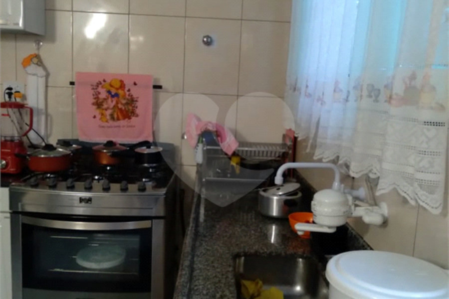 Casa Térrea à venda com 3 quartos, sendo 1 suíte, em Vila Galvão, Guarulhos, SP