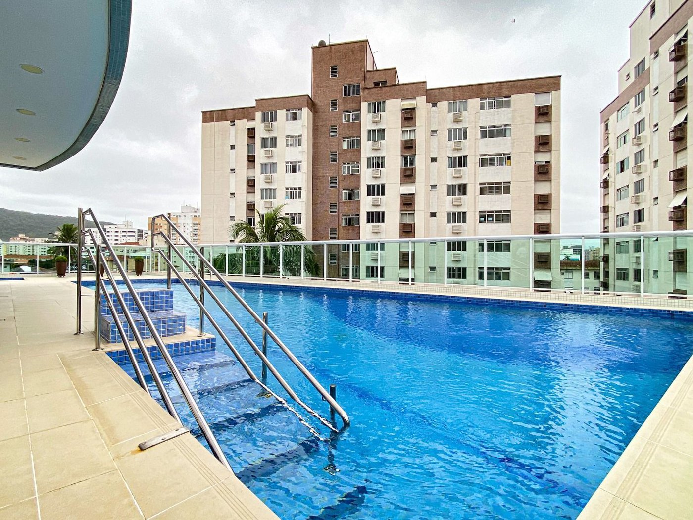 Apartamento com 2 dormitórios para alugar, 76 m² por R$ 7.000,00/mês - Gonzaga - Santos/SP