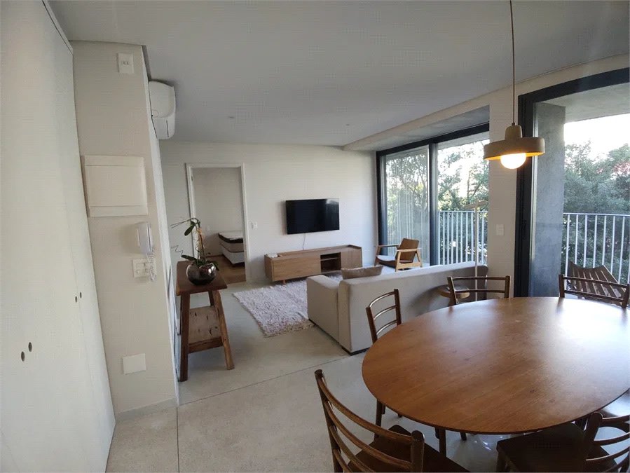 Apartamento à venda ou para alugar com 1 suíte em Jardim das Bandeiras, São Paulo, SP