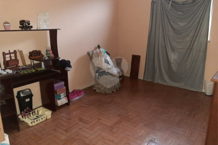 Casa à venda com 3 quartos em Campo Grande, Rio de Janeiro, RJ