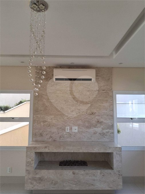 Casa à venda com 3 suítes no condomínio Portal do Jequitibá, Valinhos - SP