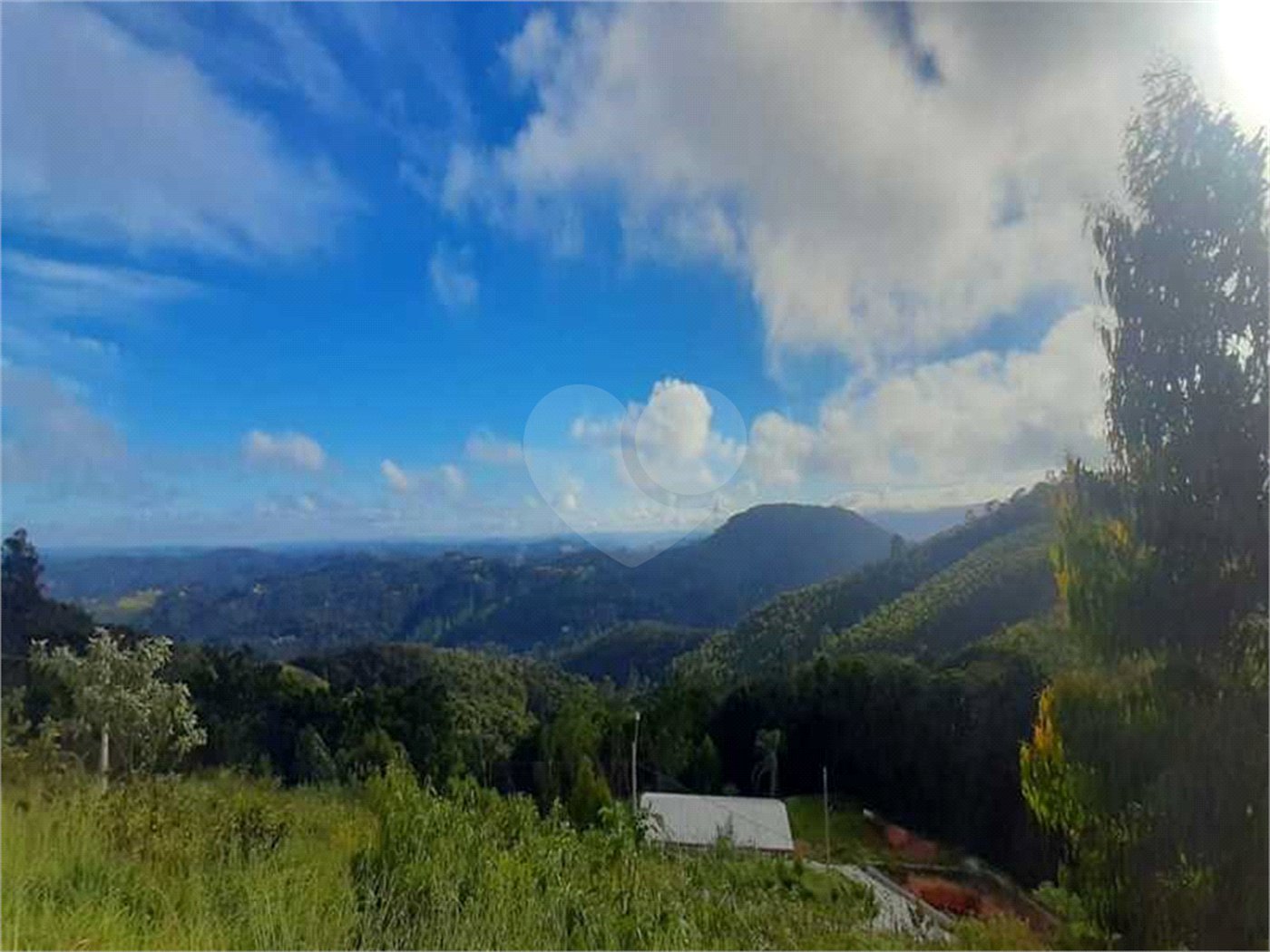 Casa à venda com 2 quartos, sendo 1 suíte,  no condomínio Águas de São Pedro, Mairiporã - SP